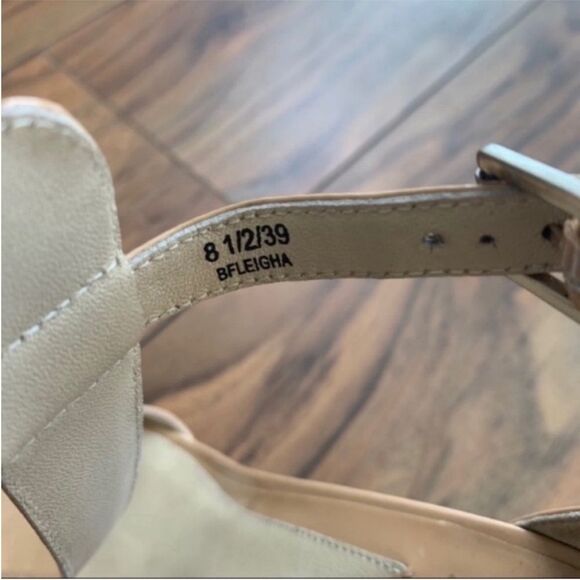 Brian Atwood Nude Patent T-Strap Sandals - Picture 5 of 6